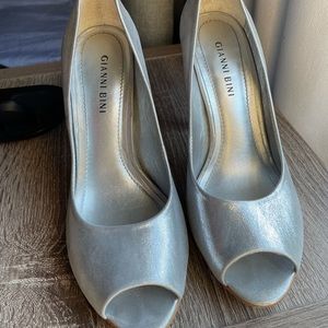Silver Pumps open toe